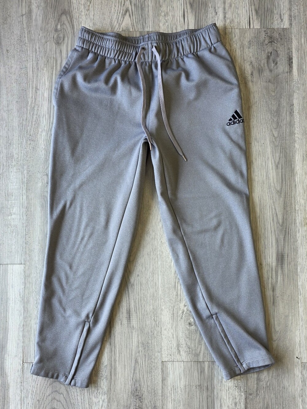Adidas Women’s Gray Tapered Athletic Pants Large